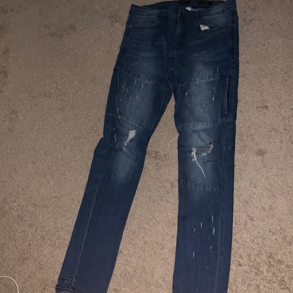 Slim leg Cotton On jeans size 32